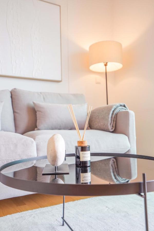 Suite In High-Rise On The Danube Виена Екстериор снимка